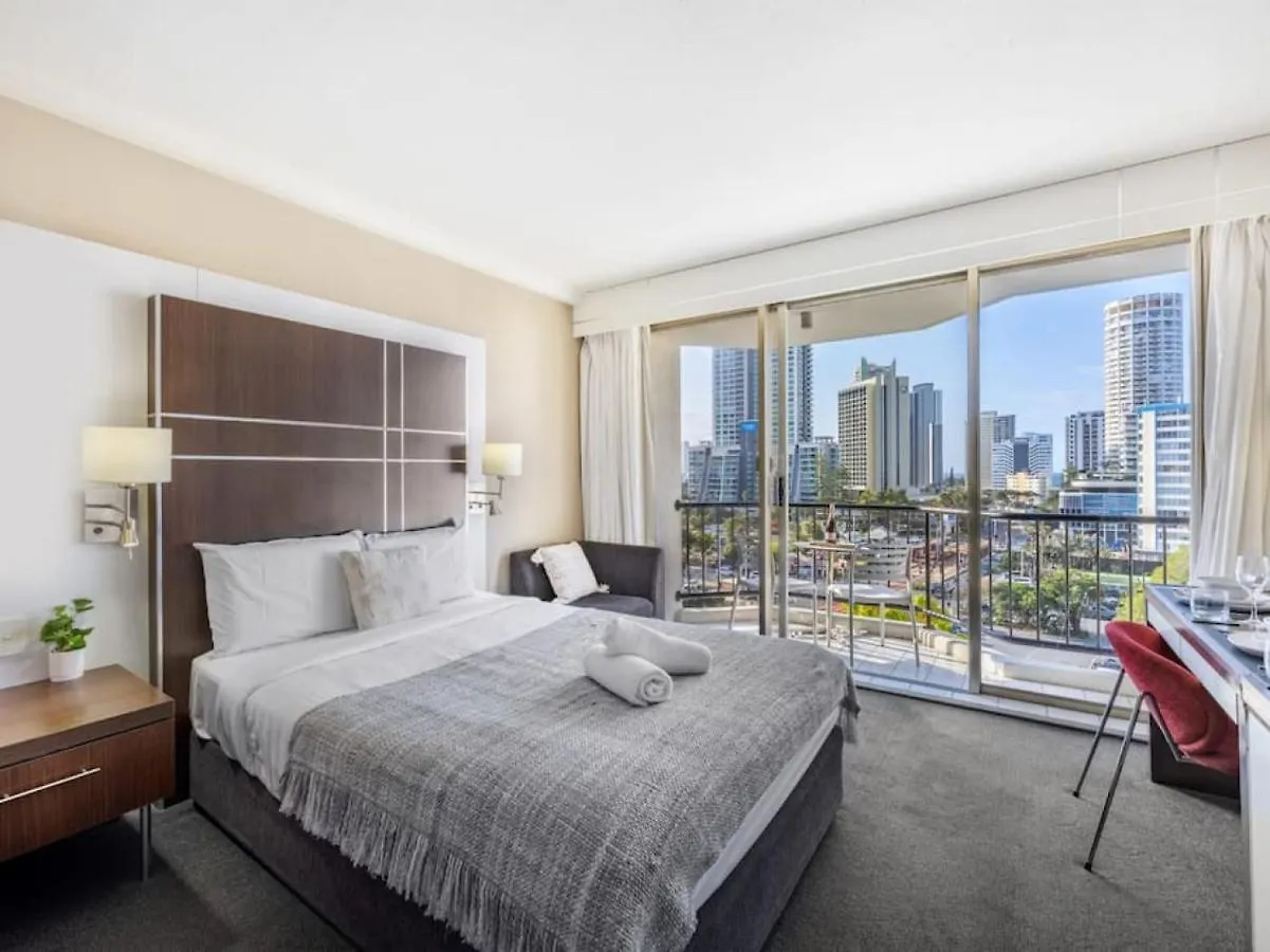 Marina View Escape 3Mins Walk To The Beach Gold Coast