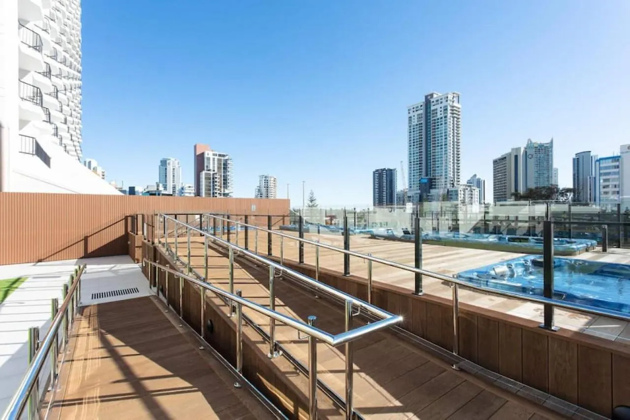 Apartment Marina View Escape 3Mins Walk To The Beach Gold Coast