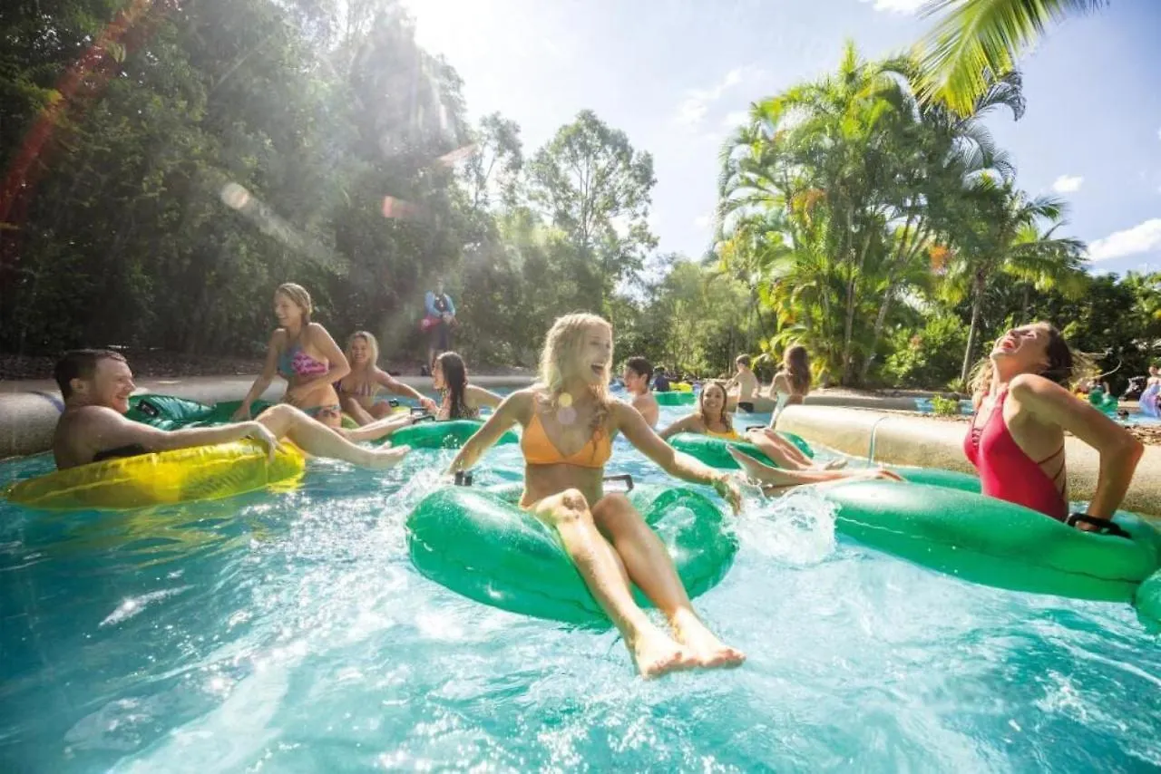 Marina View Escape 3Mins Walk To The Beach Gold Coast Australia